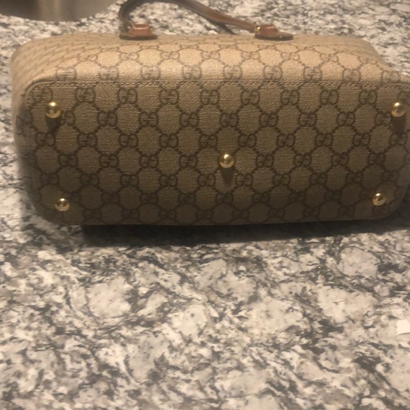 Handbag - Picture 4 of 5